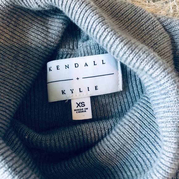 Kendall+Kylie Crop Top - Picture 3 of 5